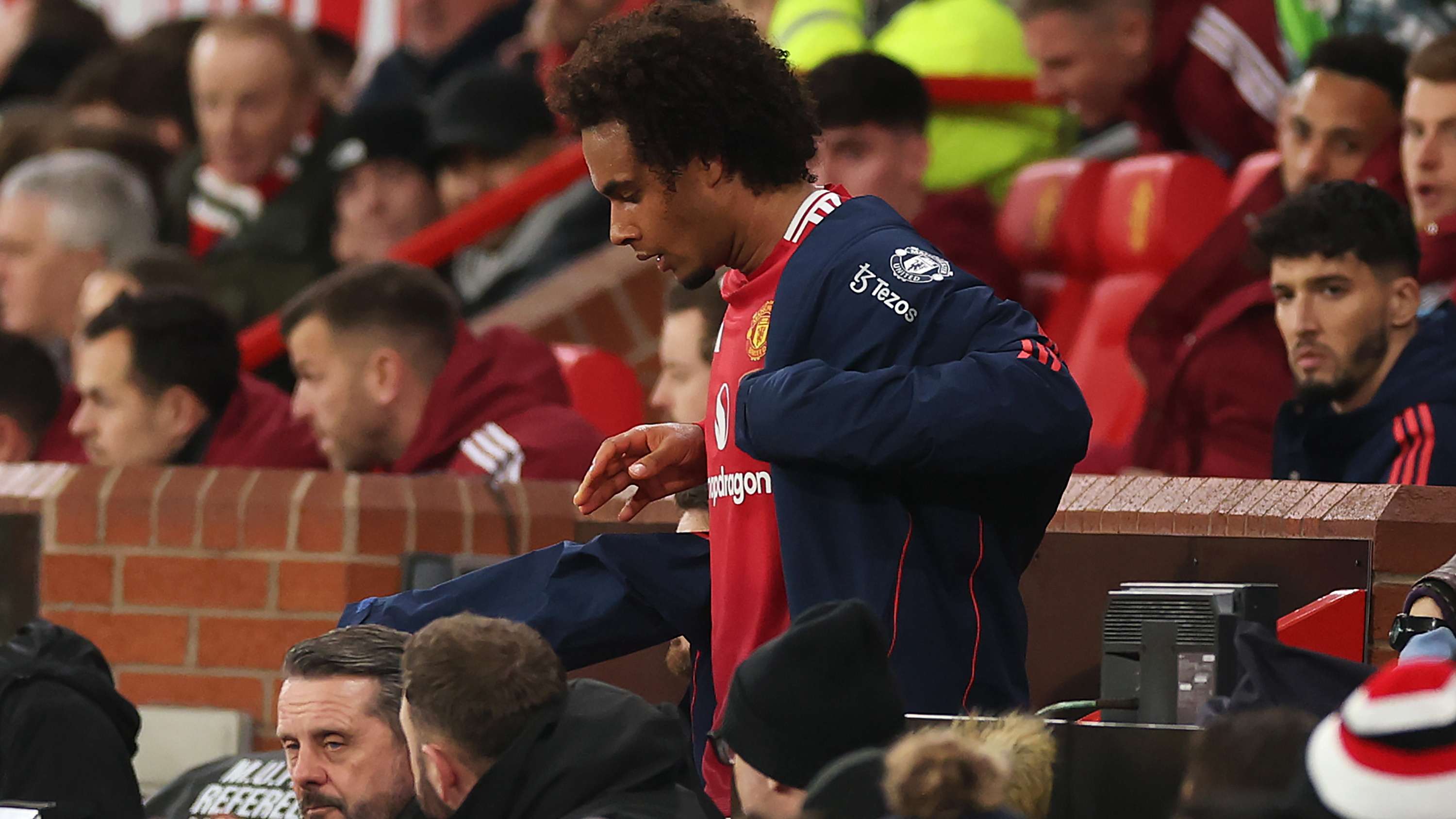 阿尔瓦雷斯 阿尔瓦雷斯